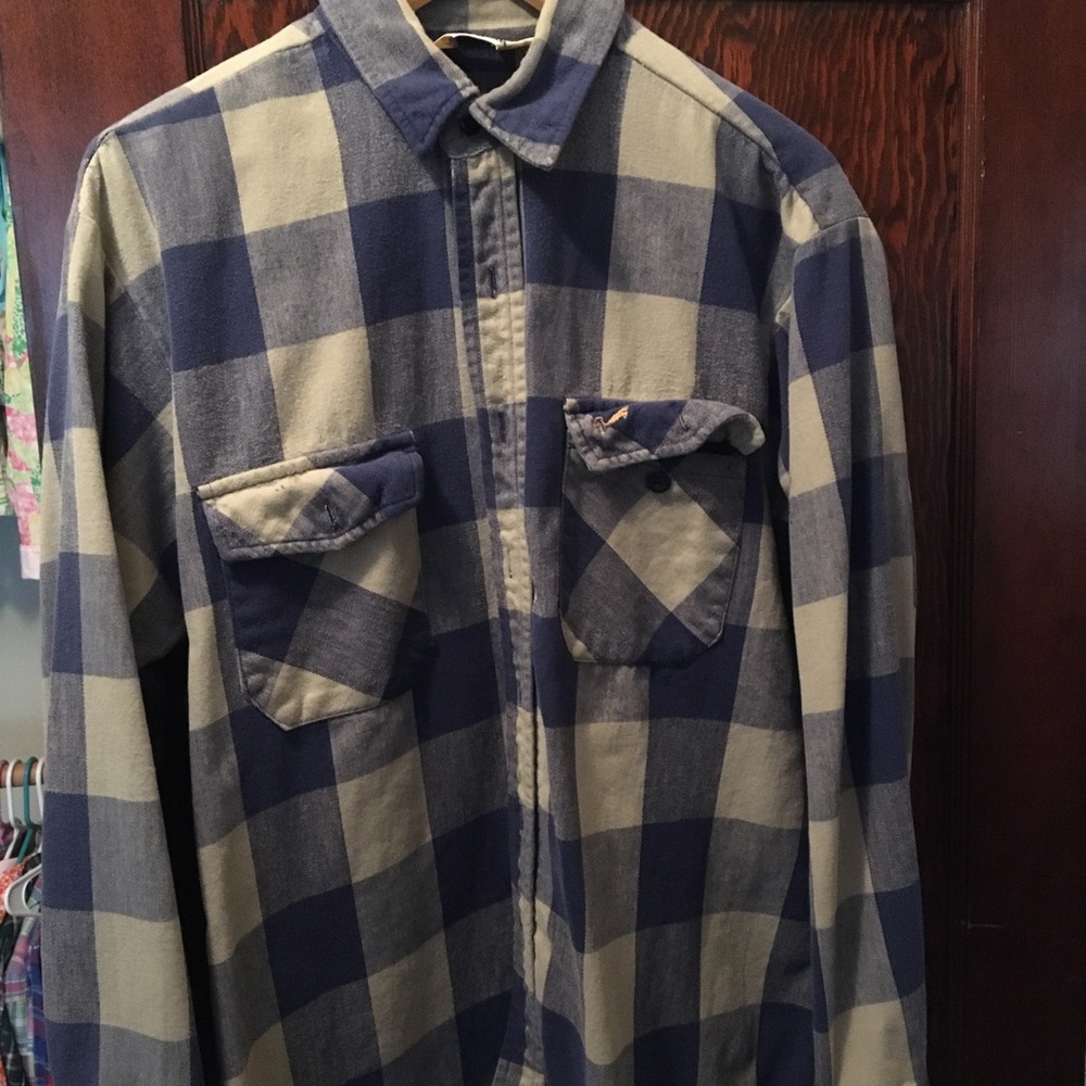 Men’s flannel shirt
